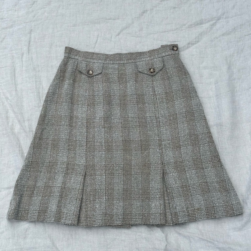 Vintage Plaid Skirt Size 6 Structured A-Line Silhouette